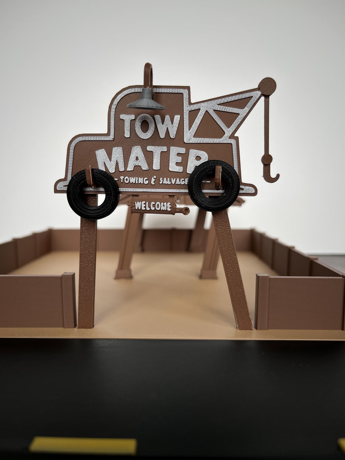 Route 66 Town, Model Town, Junkyard Shack Playset | Tow Mater
