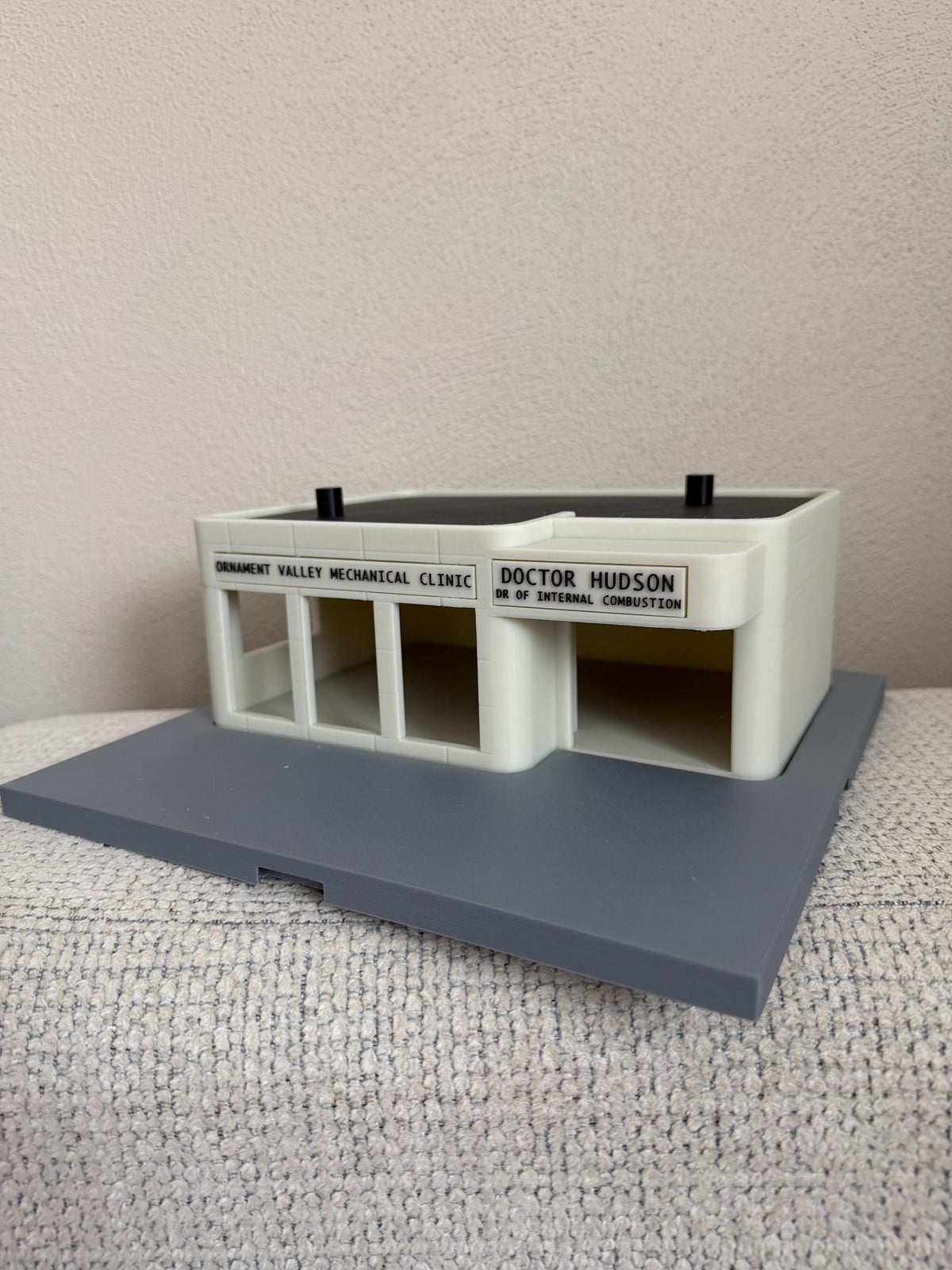 Route 66 Town, Model Town, Doc's, Medical Clinic Playset | Doc Hudson