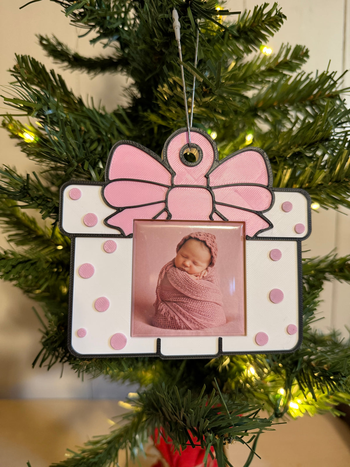 2x2 Present Ornament